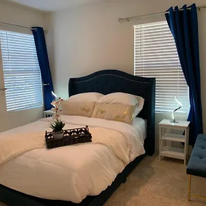 Homestay Sweet, Davenport