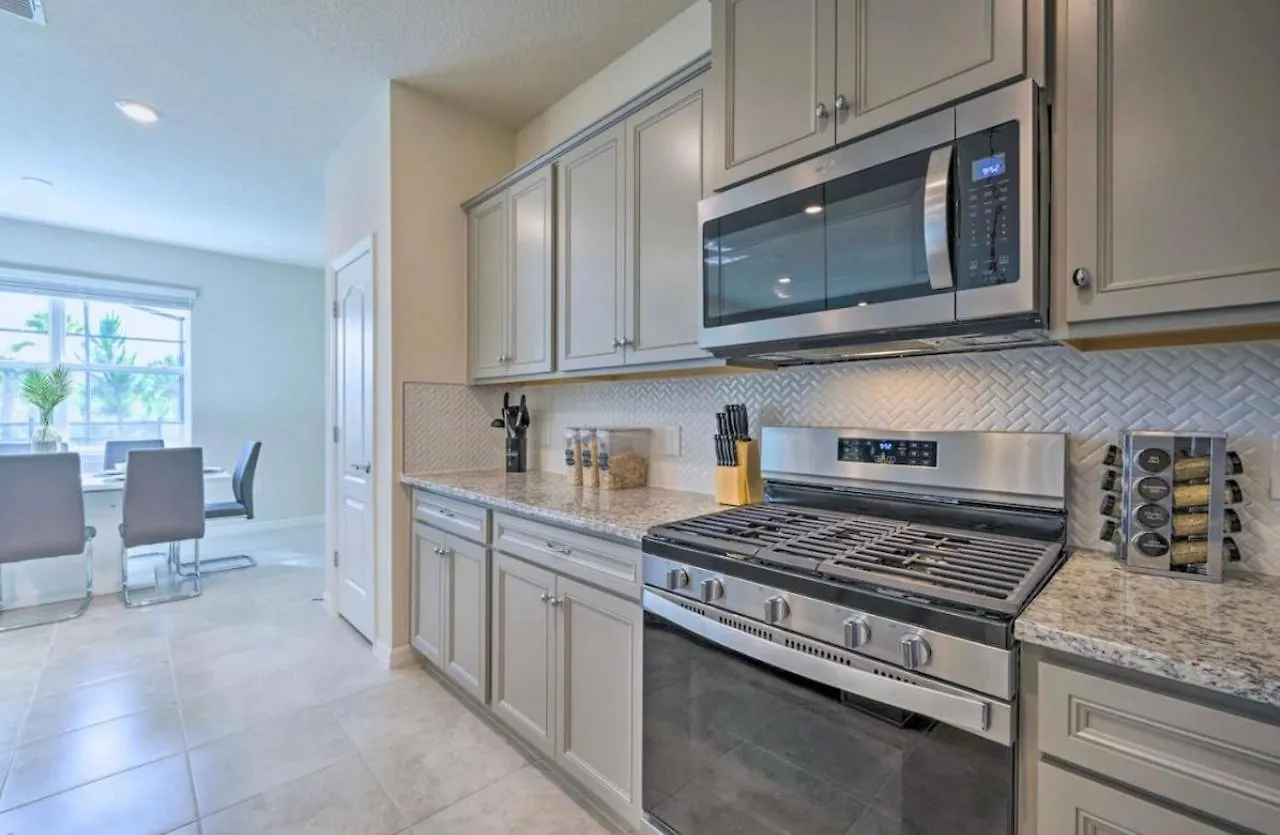 New! Luxury Solterra Resort Home, Disney World Family Retreat Vacation Davenport Holiday park