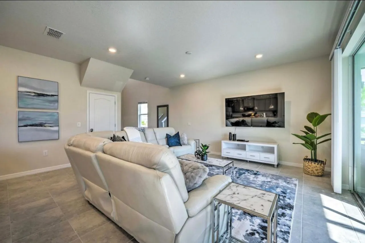 New! Luxury Solterra Resort Home, Disney World Family Retreat Vacation Davenport